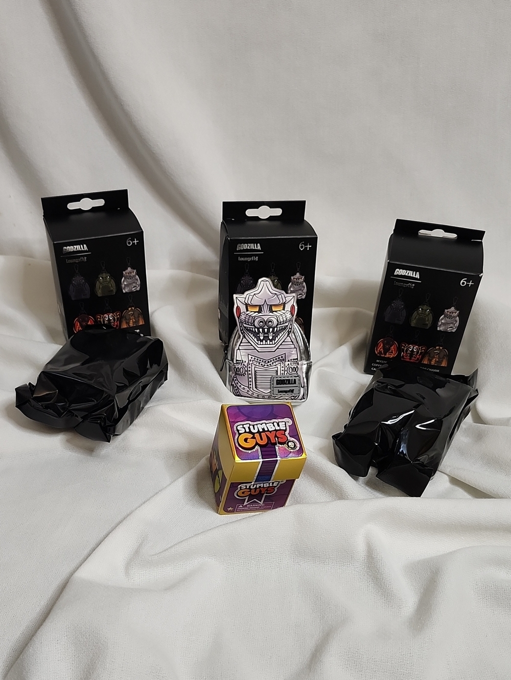 Loungefly "Godzilla" BagCharm Set w/ Stumble Guys Figure
